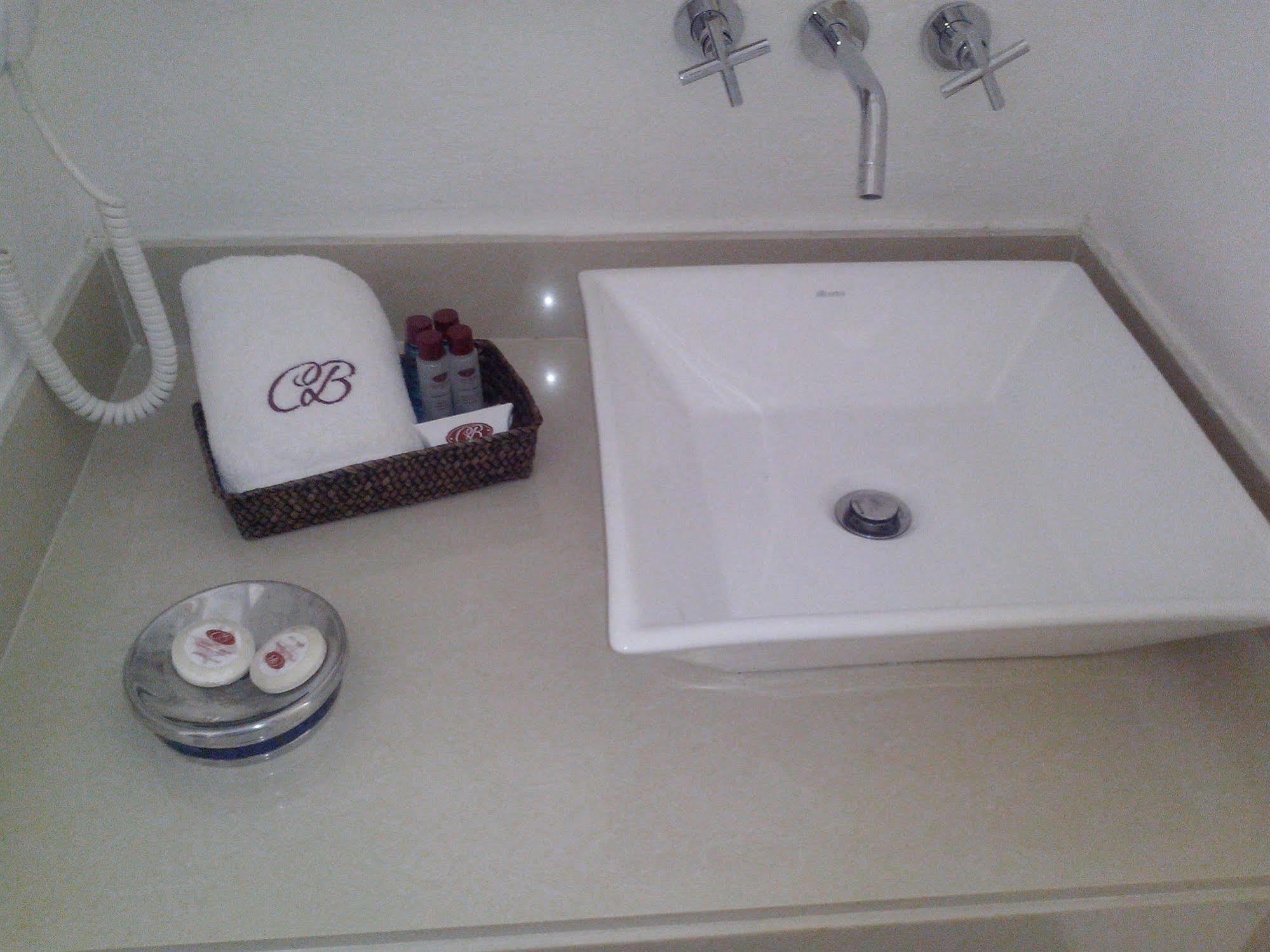 Lombok Hotel & Spa Antes Hotel Casablanca Guaduas Buitenkant foto